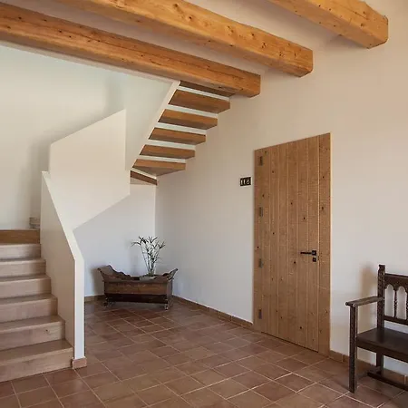 Country house Mas Valenti 1511 Vall-Llobrega