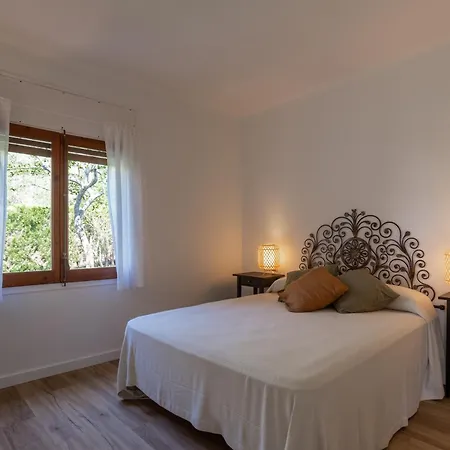 Country house Mas Valenti 1511 *